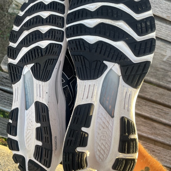 ASICS gel kayano 28 womens athletic shoes - Picture 6 of 8